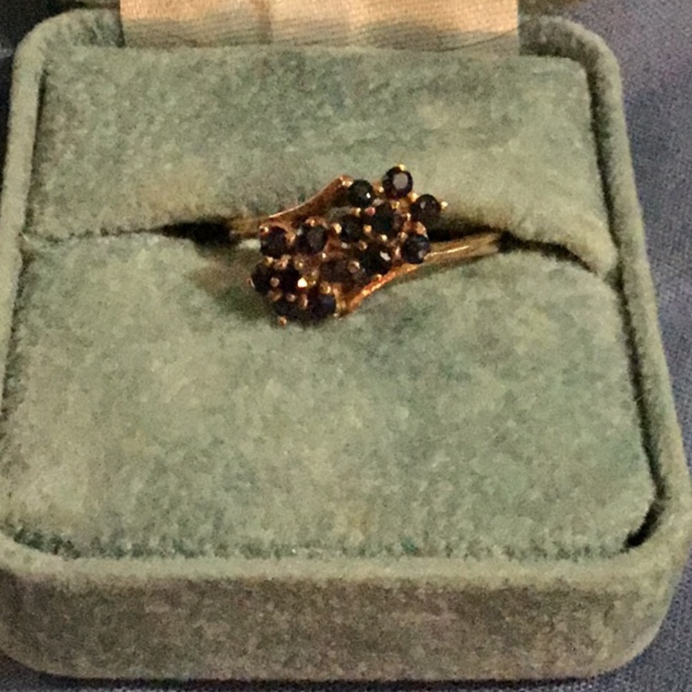 10kt gold and sapphire ring.